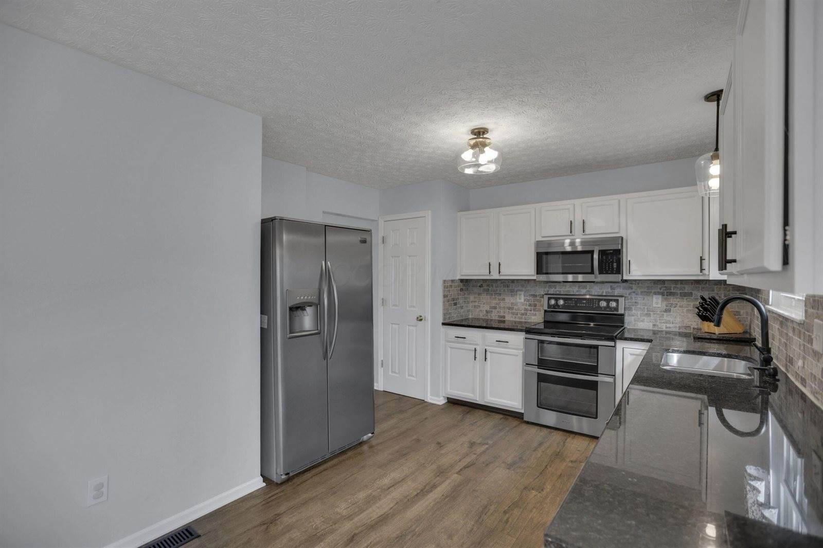 7850 Worthington Trace Lane, Columbus, OH 43085
