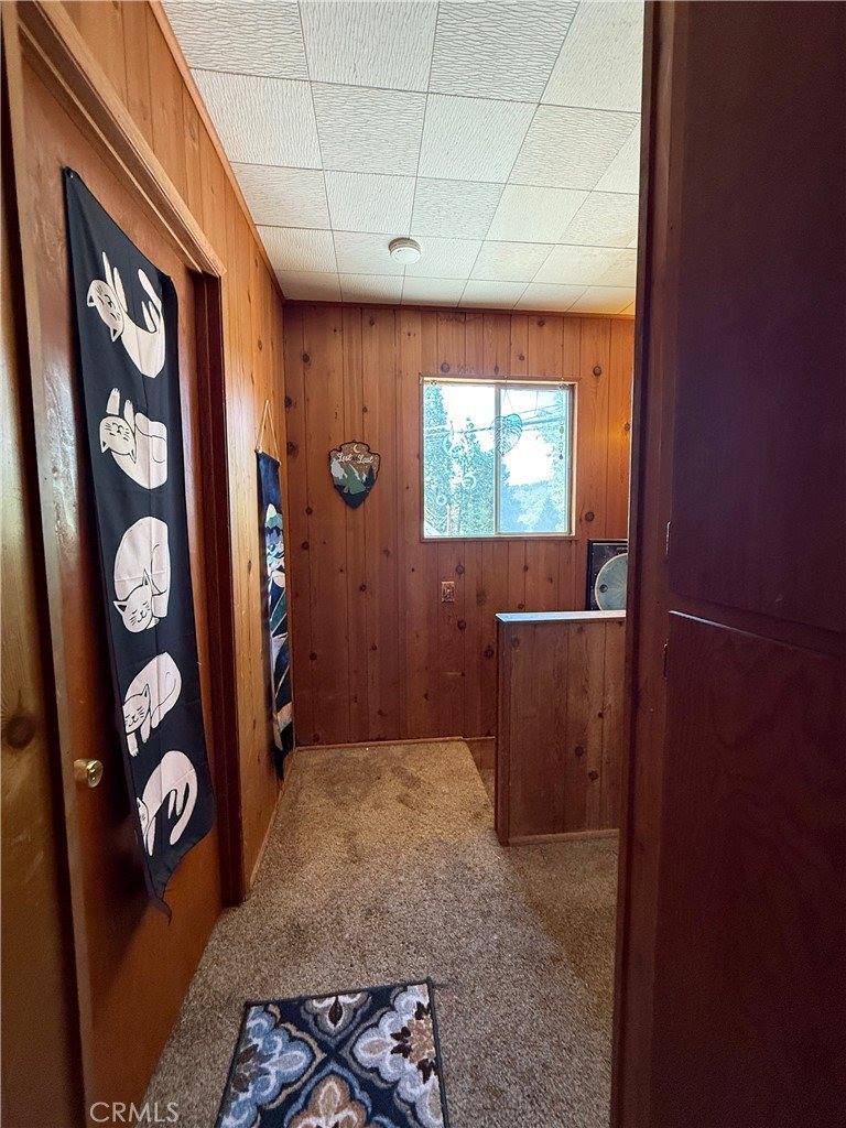 785 County (AROSA) Drive, Crestline, CA 92325