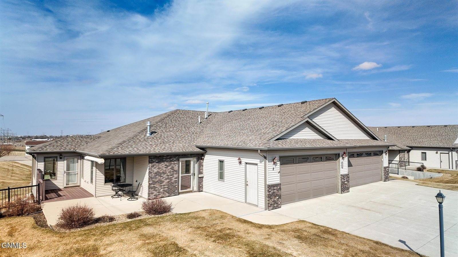 3330 Baltus Lane, Bismarck, ND 58501