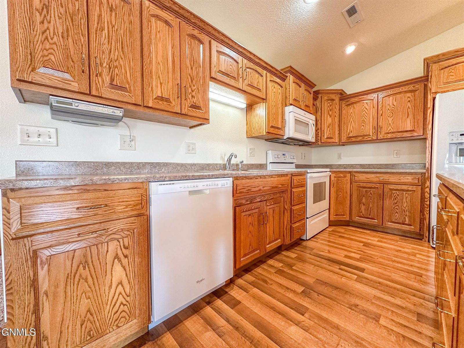 3330 Baltus Lane, Bismarck, ND 58501