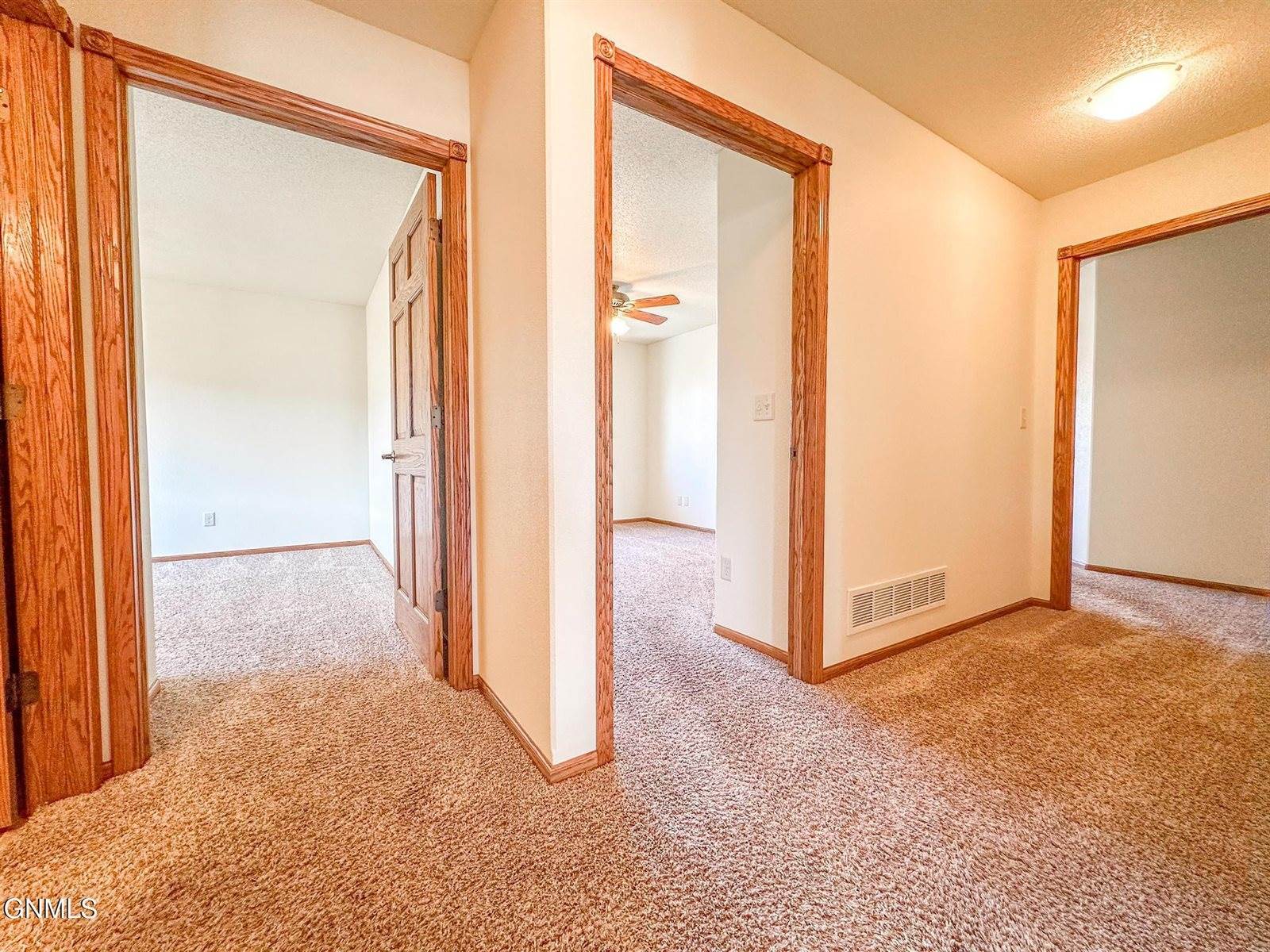 3330 Baltus Lane, Bismarck, ND 58501