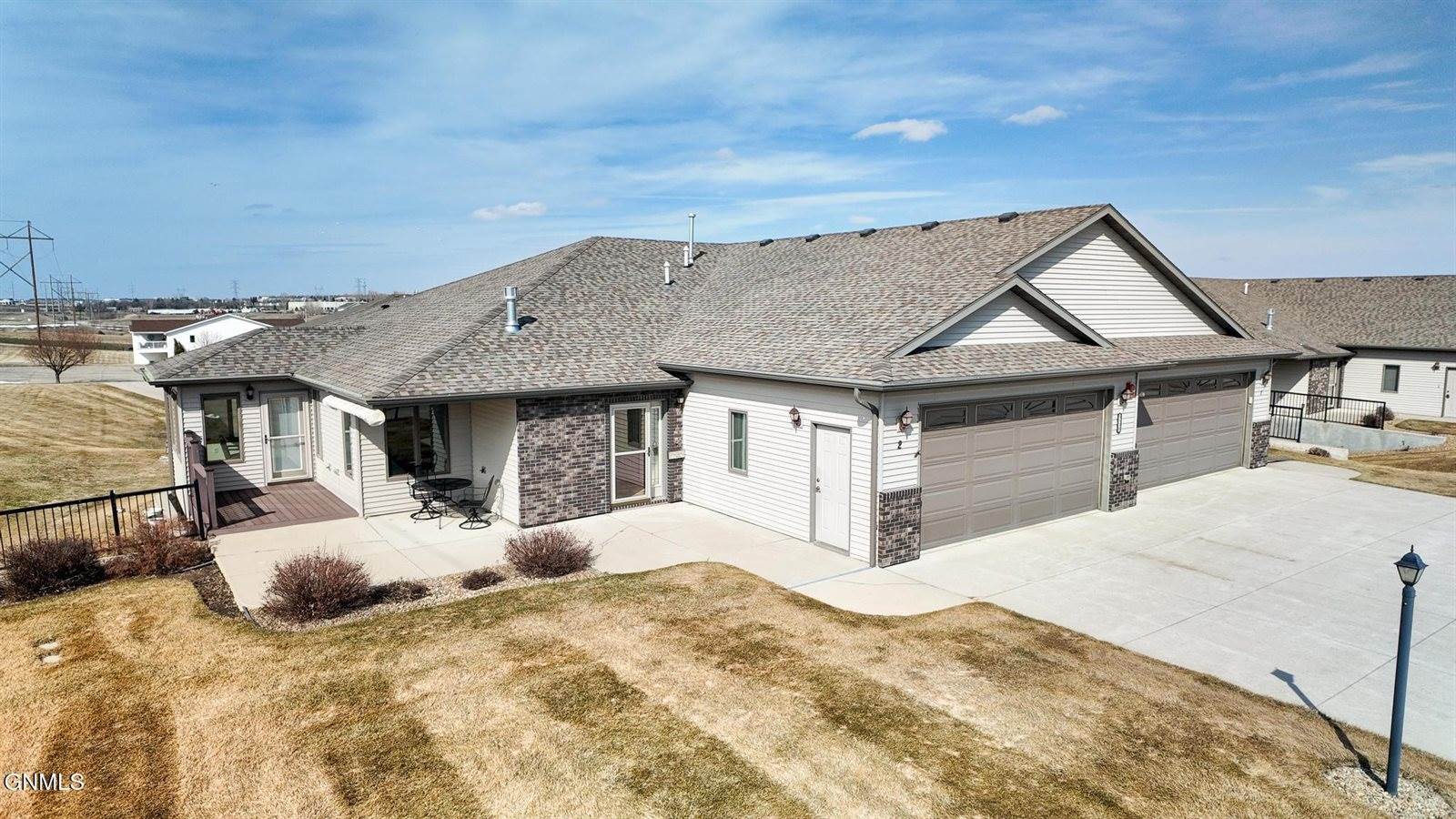 3330 Baltus Lane, Bismarck, ND 58501