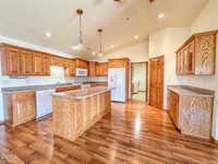 3330 Baltus Lane, Bismarck, ND 58501