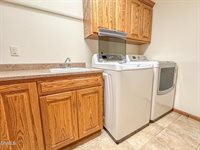 3330 Baltus Lane, Bismarck, ND 58501