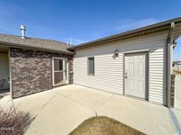 3330 Baltus Lane, Bismarck, ND 58501