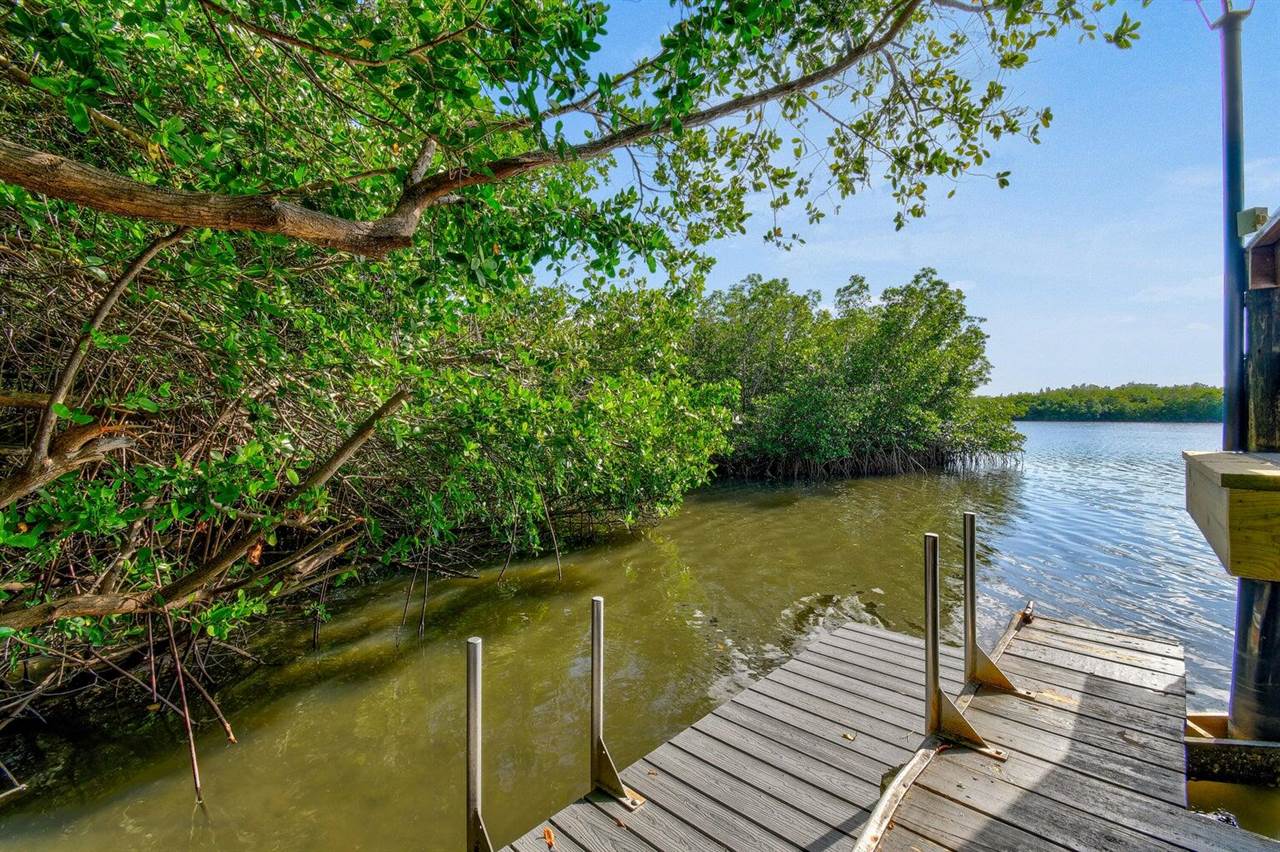 5047 North Highway A1a, Hutchinson Island, FL 34949
