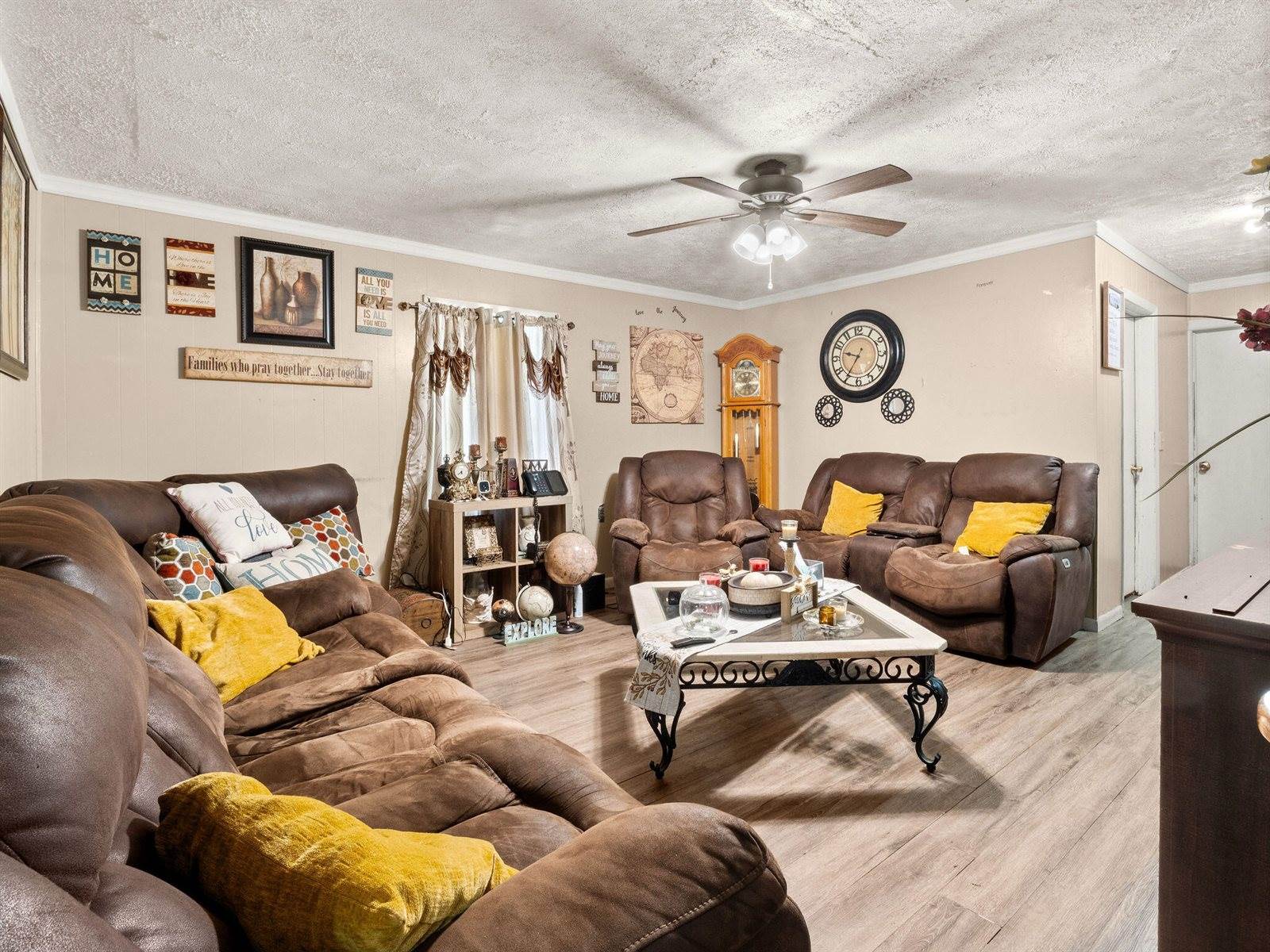 421 Pecan, DeRidder, LA 70634