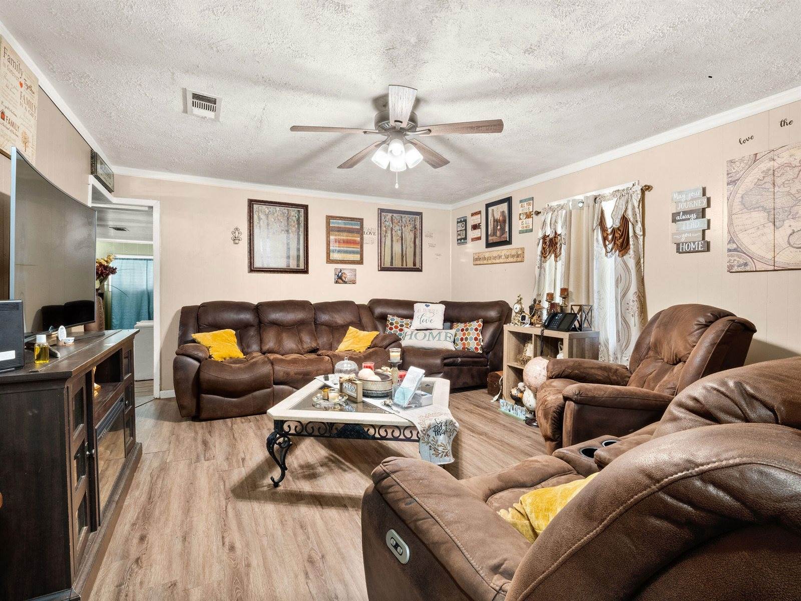 421 Pecan, DeRidder, LA 70634