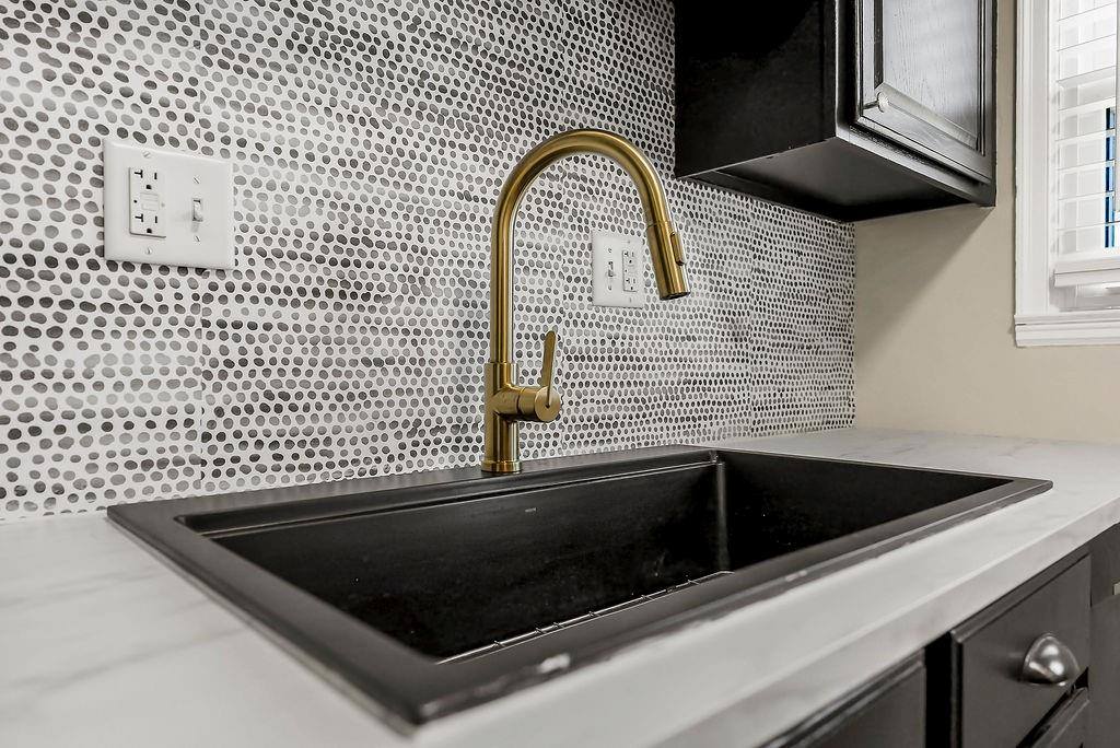 707 West 86TH Street, Kansas City, MO 64114