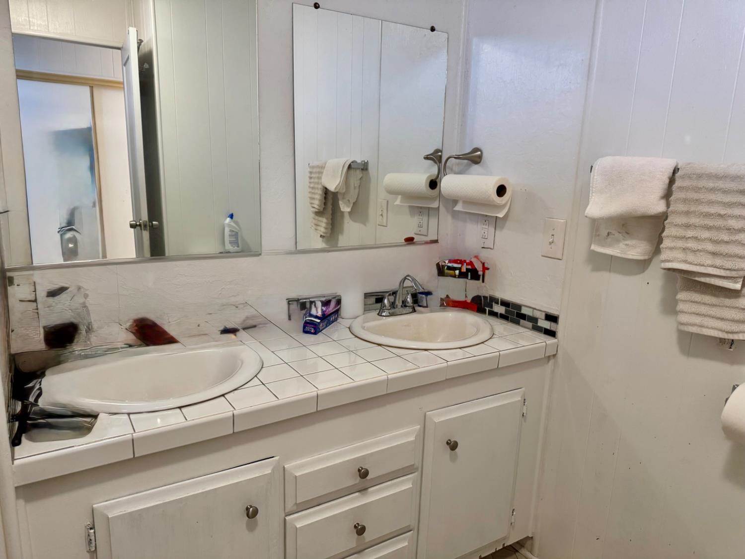 10035 Mills Station Road, Sacramento, CA 95827