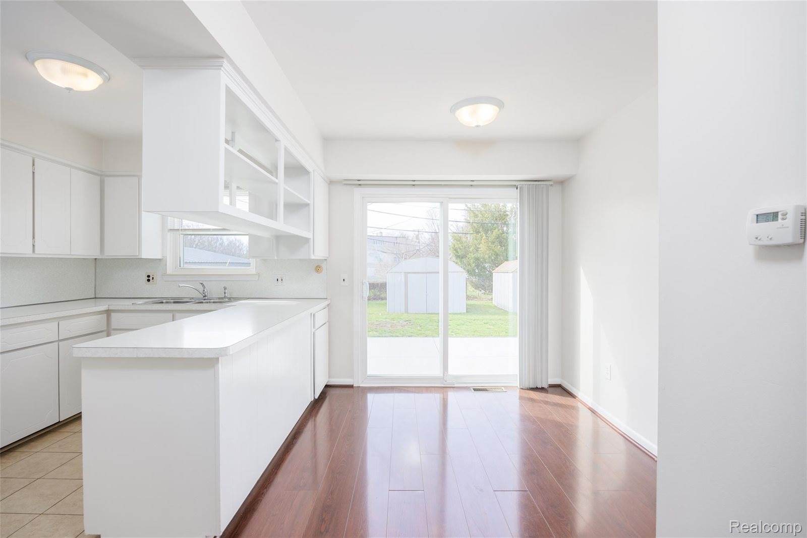 1717 Nakota Road, RoyalOakCity_Oakland, MI 48073