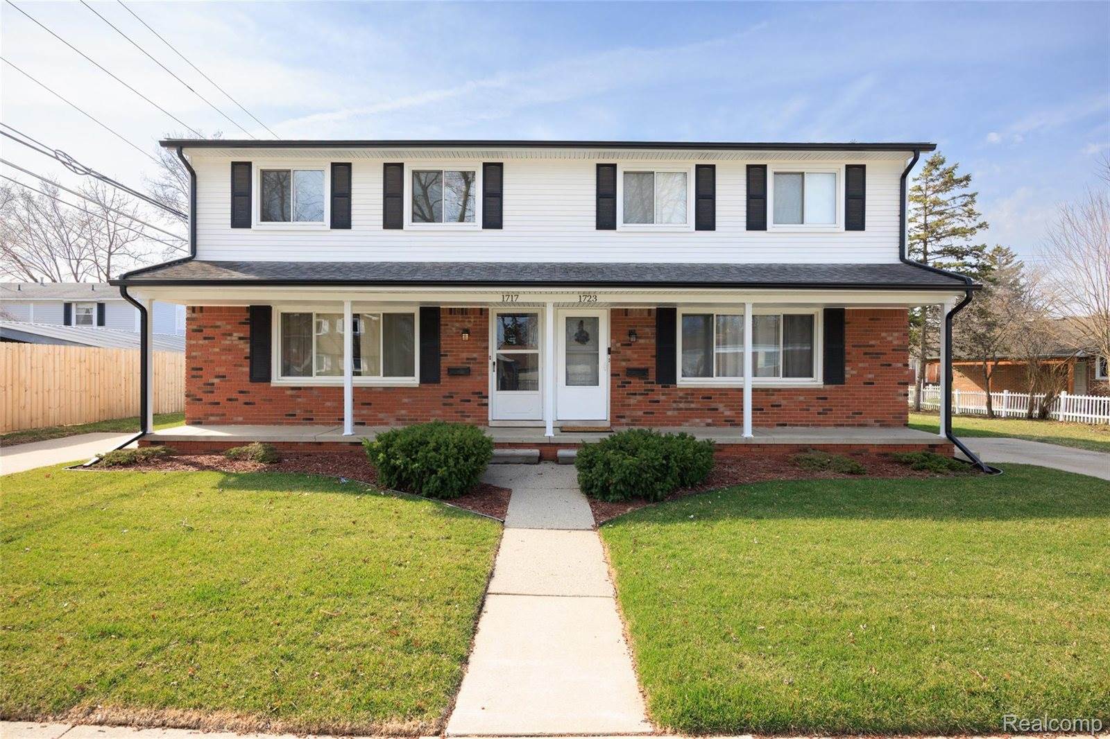 1717 Nakota Road, RoyalOakCity_Oakland, MI 48073