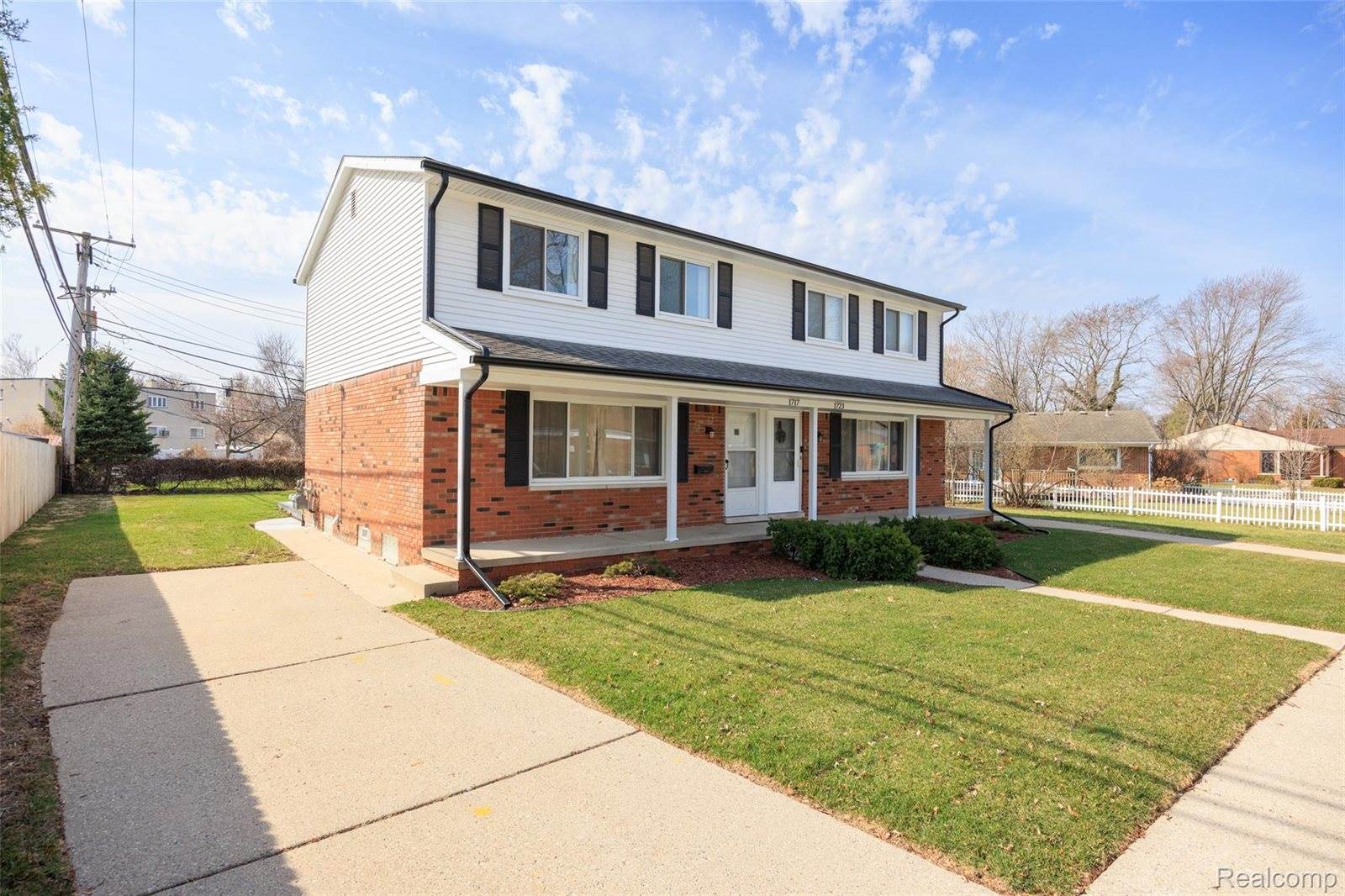 1717 Nakota Road, RoyalOakCity_Oakland, MI 48073