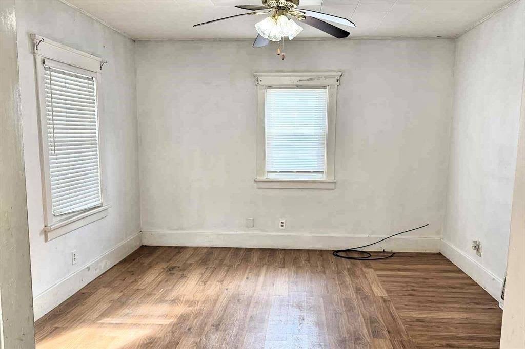 712 Michigan Street, Storm Lake, IA 50588