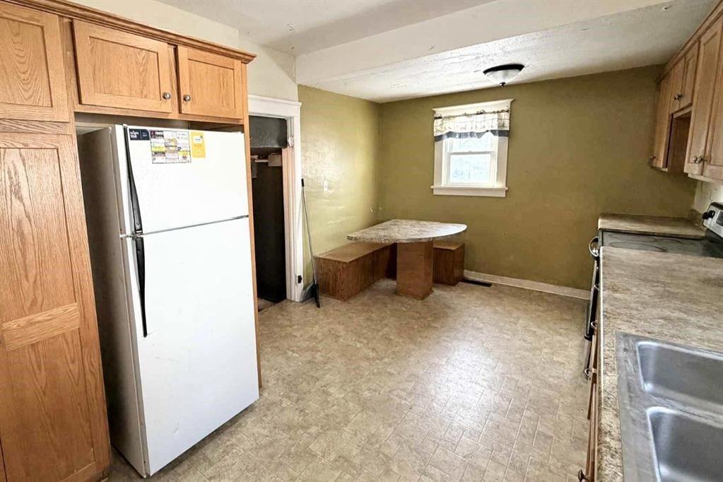 712 Michigan Street, Storm Lake, IA 50588