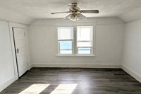 712 Michigan Street, Storm Lake, IA 50588