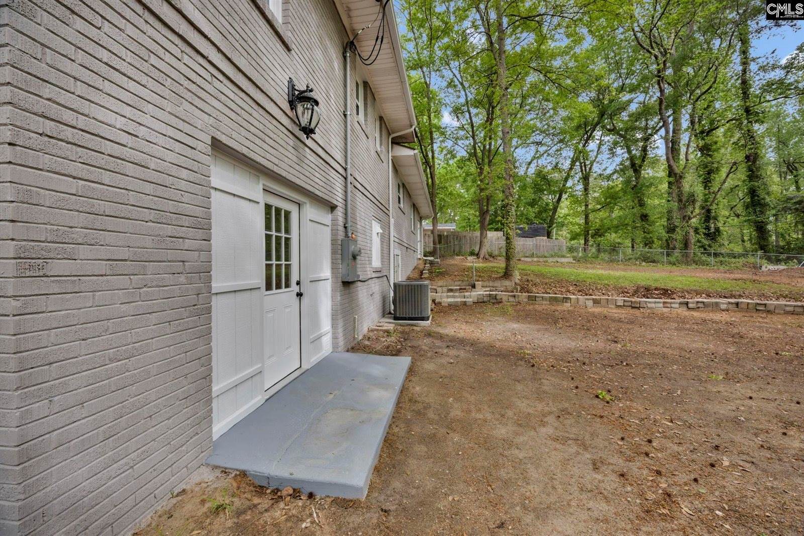 900 Ontario, West Columbia, SC 29169