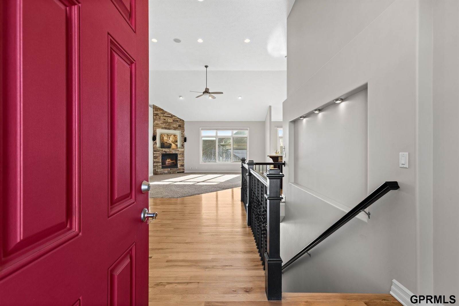 17055 Corby Street, Omaha, NE 68116