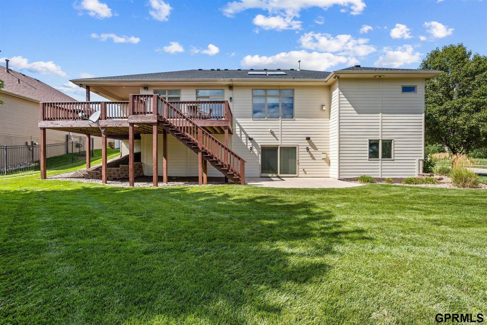 17055 Corby Street, Omaha, NE 68116