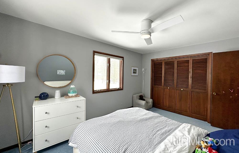 1041 Allouez Road, Marquette, MI 49855