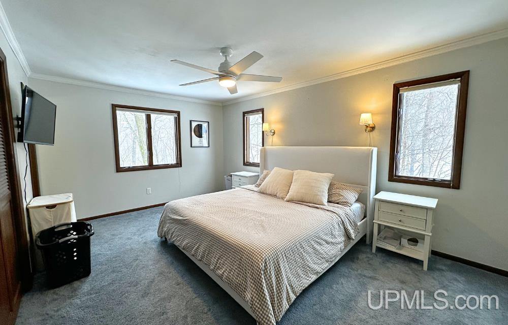 1041 Allouez Road, Marquette, MI 49855
