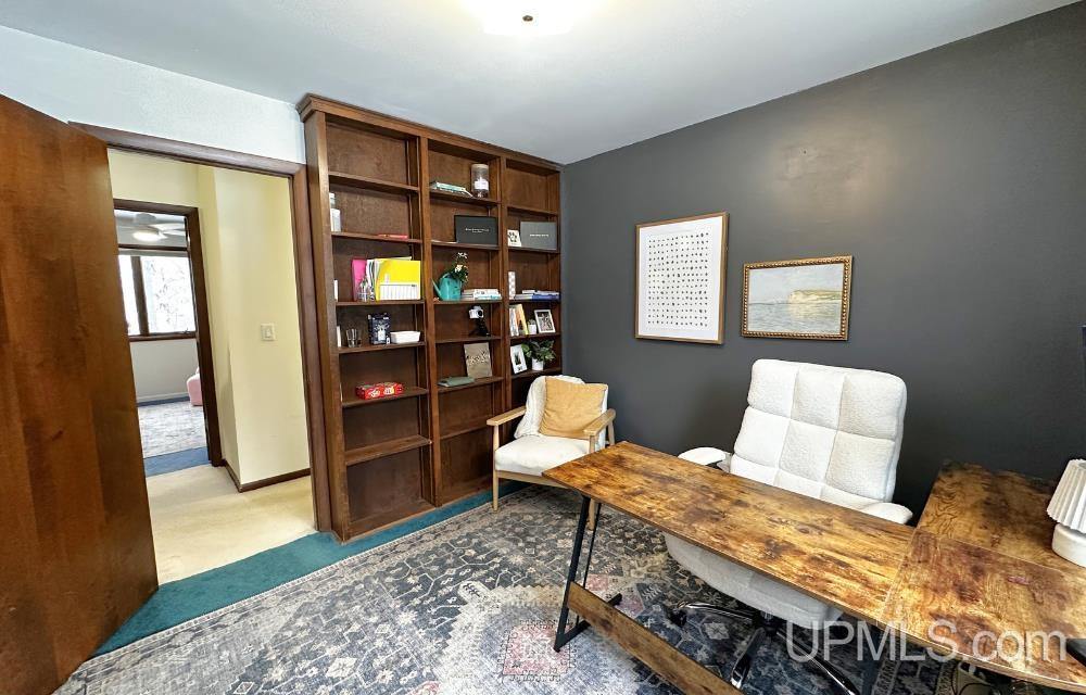 1041 Allouez Road, Marquette, MI 49855