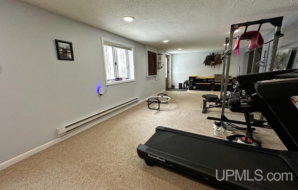 1041 Allouez Road, Marquette, MI 49855