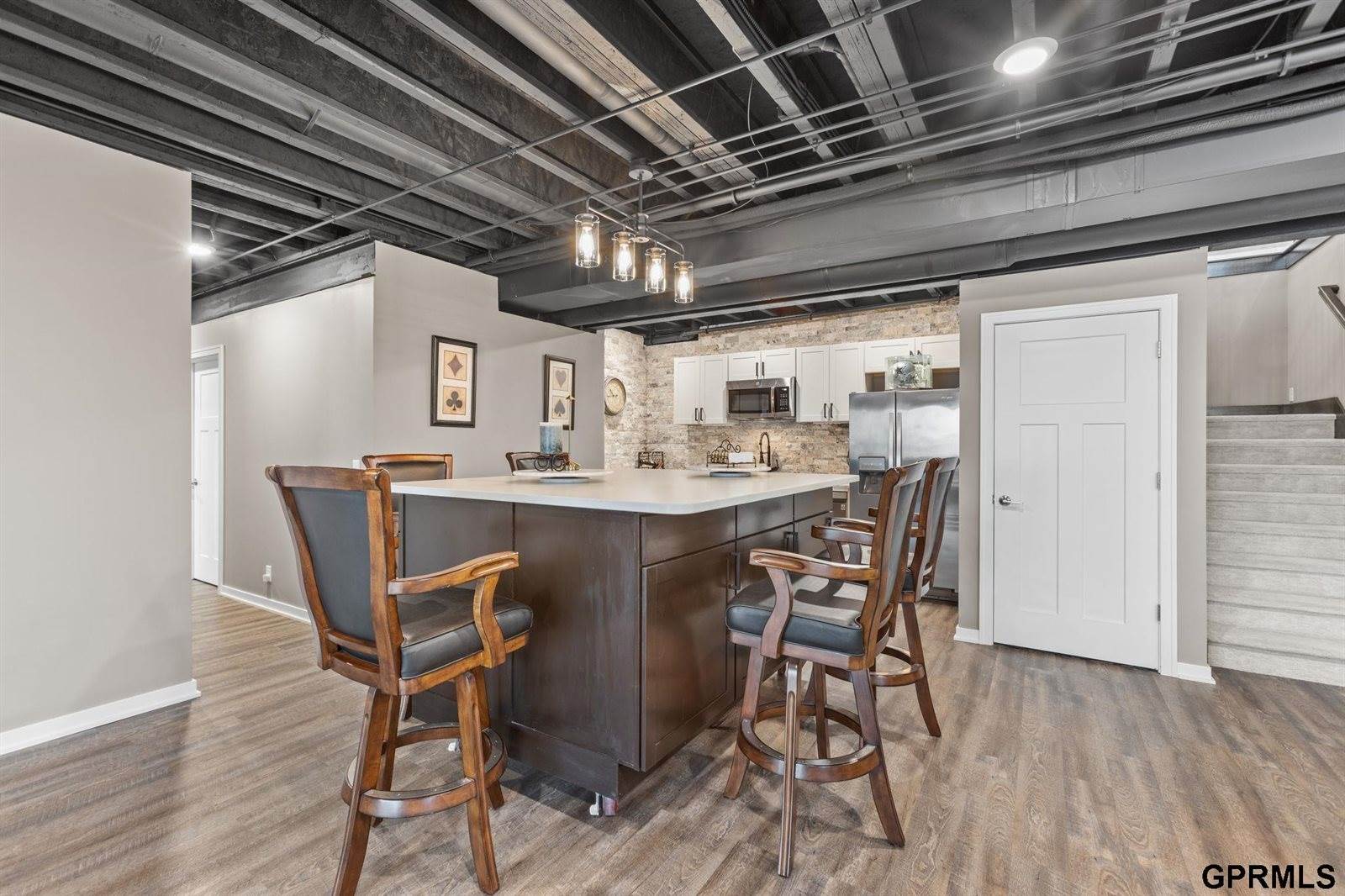 4210 South 220Th Street, Elkhorn, NE 68022