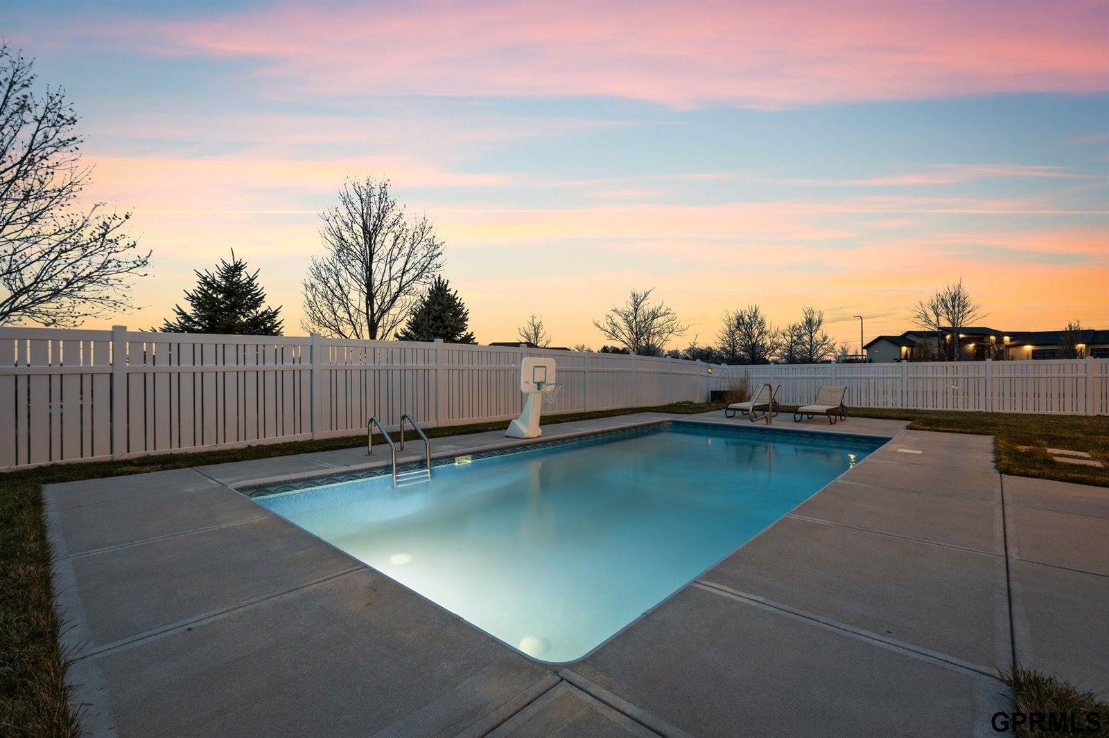 4210 South 220Th Street, Elkhorn, NE 68022