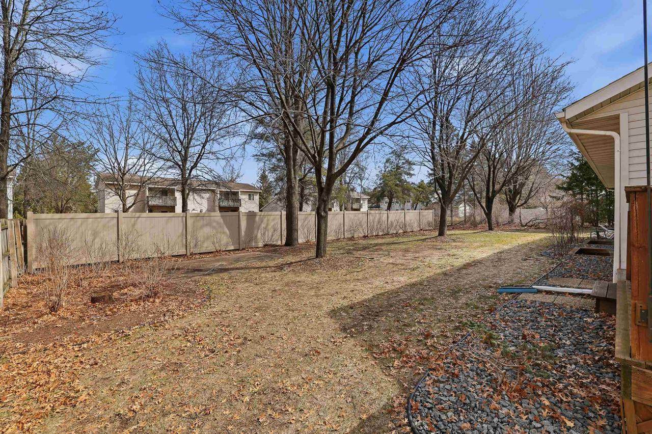 3600-3602 Yvonne Drive, Stevens Point, WI 54481