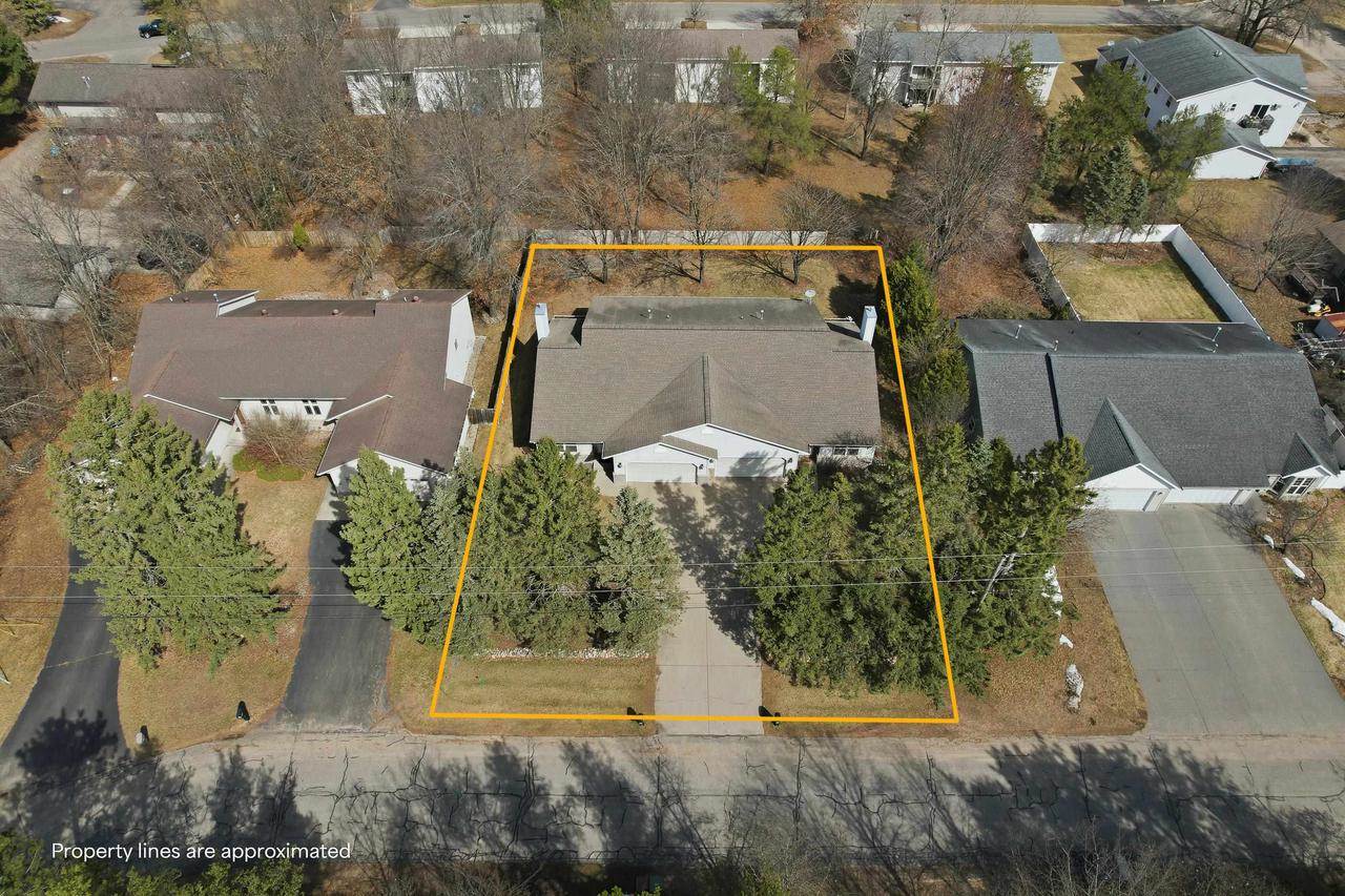 3600-3602 Yvonne Drive, Stevens Point, WI 54481