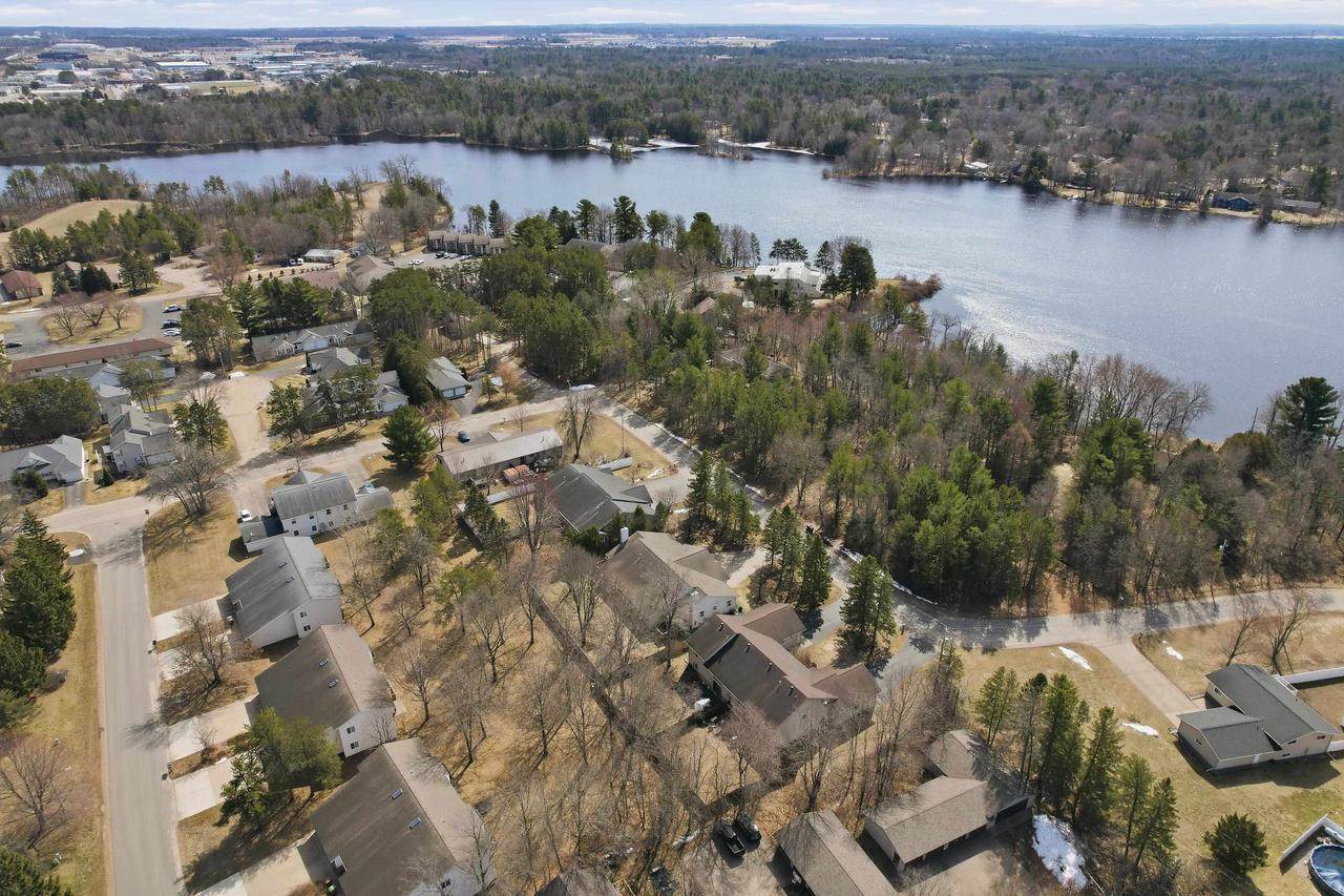 3600-3602 Yvonne Drive, Stevens Point, WI 54481