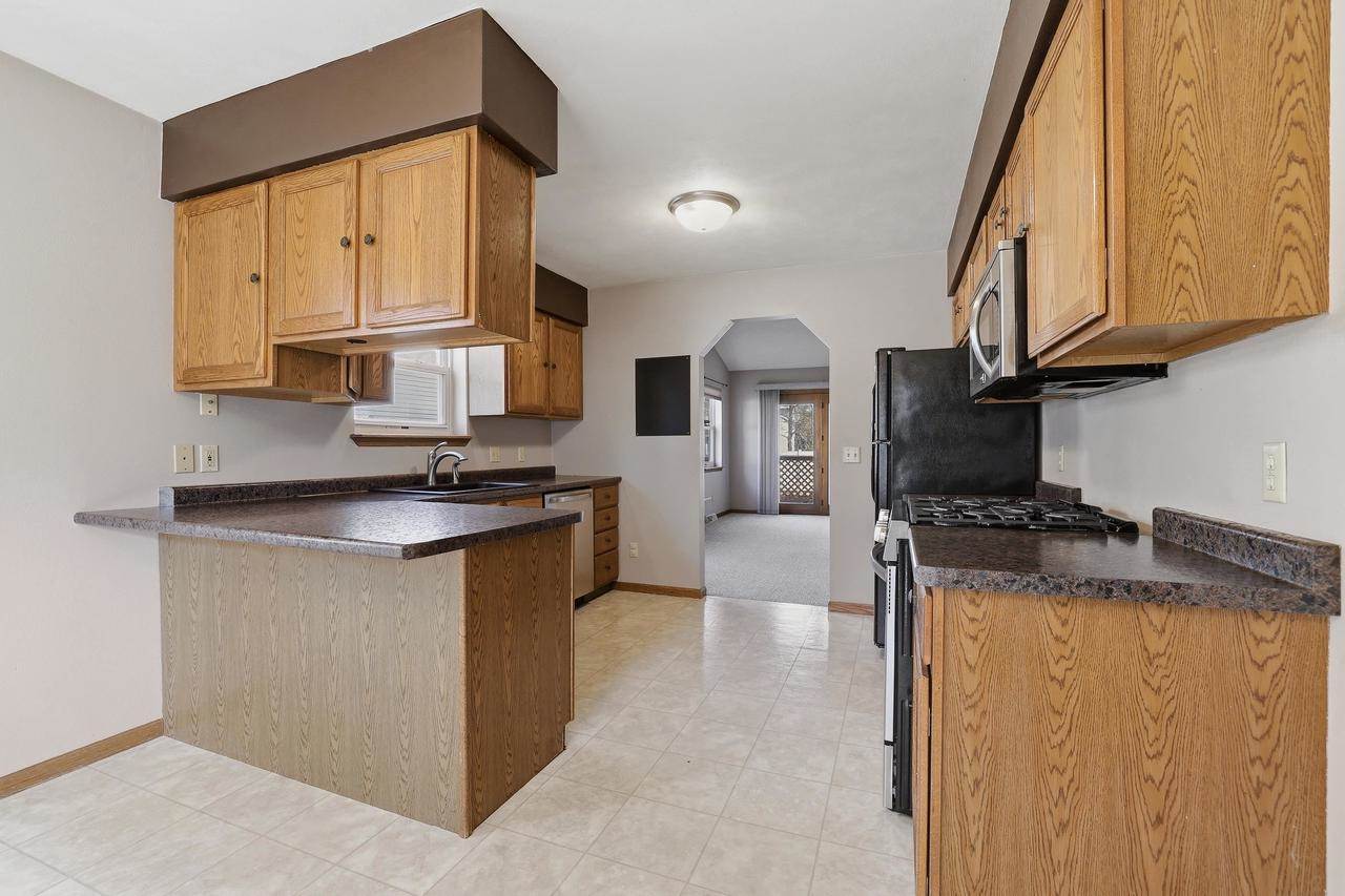 3600-3602 Yvonne Drive, Stevens Point, WI 54481
