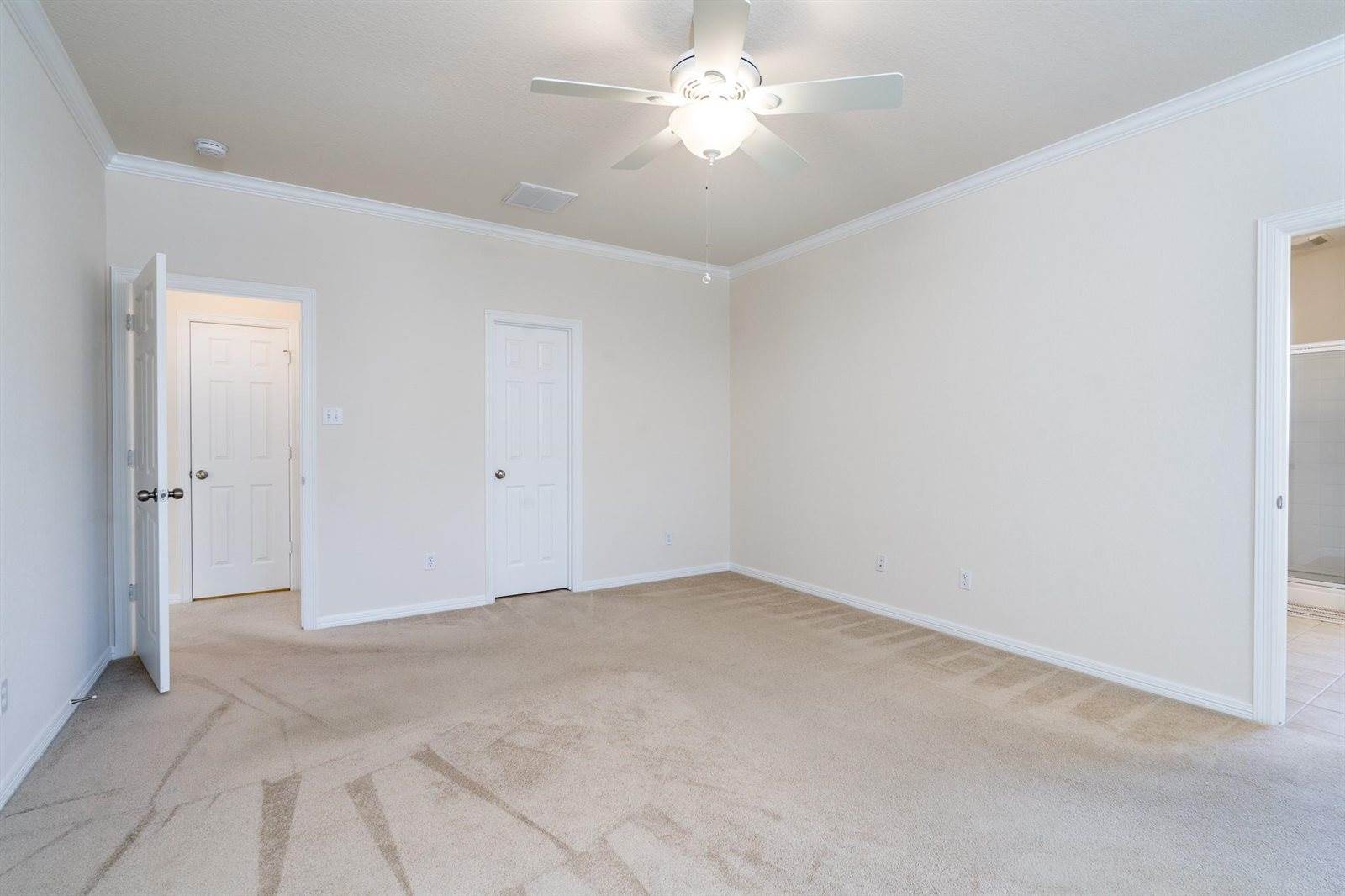 8722 Iris Arbor Lane, Houston, TX 77095