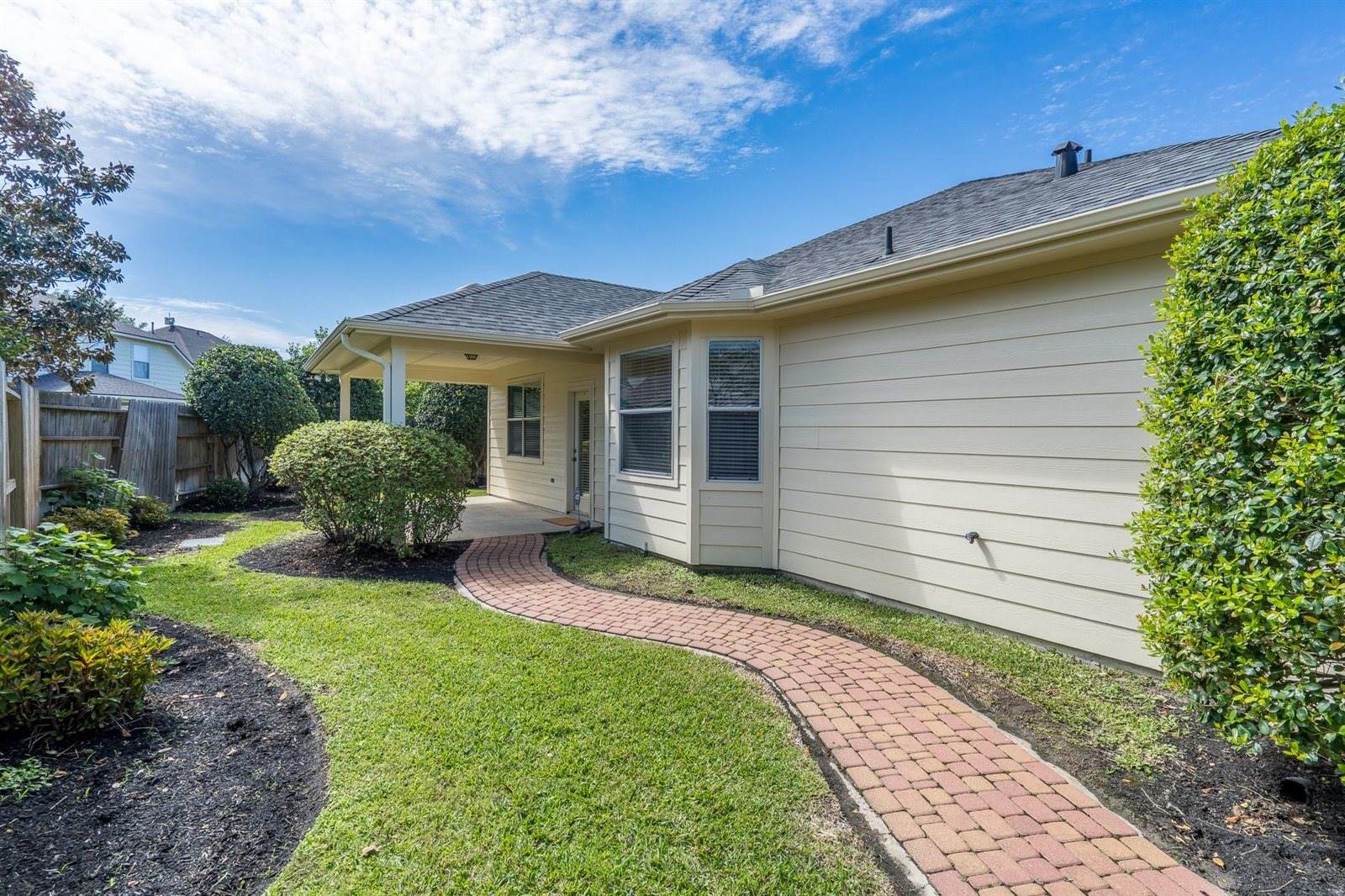 8722 Iris Arbor Lane, Houston, TX 77095