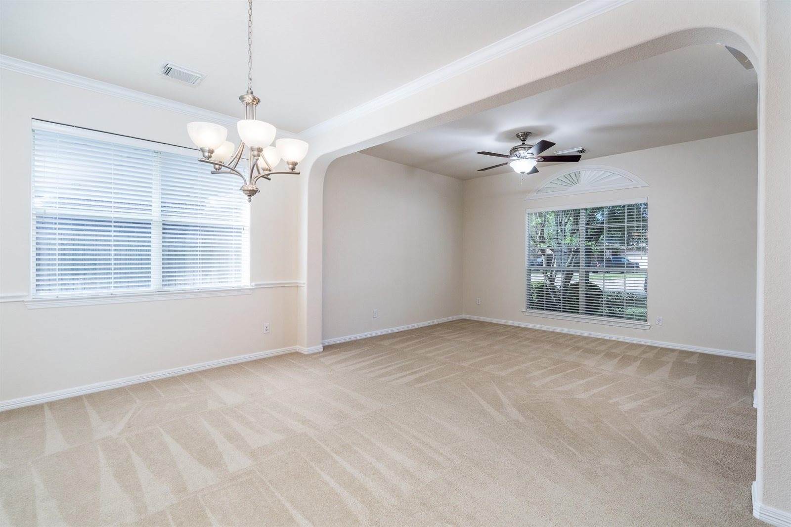 8722 Iris Arbor Lane, Houston, TX 77095