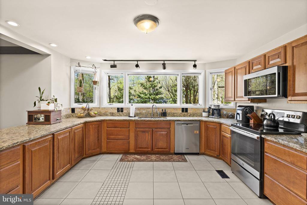 111 Chesterfield Court, Locust Grove, VA 22508