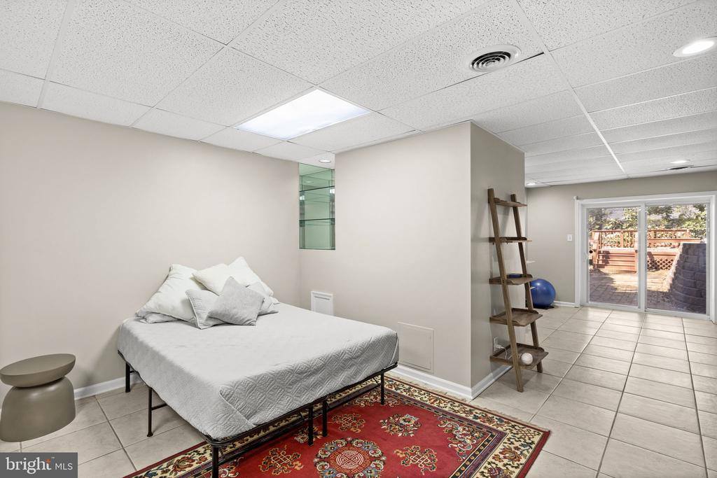 111 Chesterfield Court, Locust Grove, VA 22508