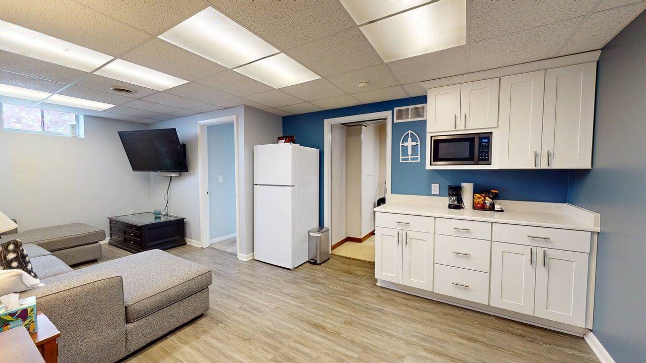 316 Ken Maril Road, Ames, IA 50010