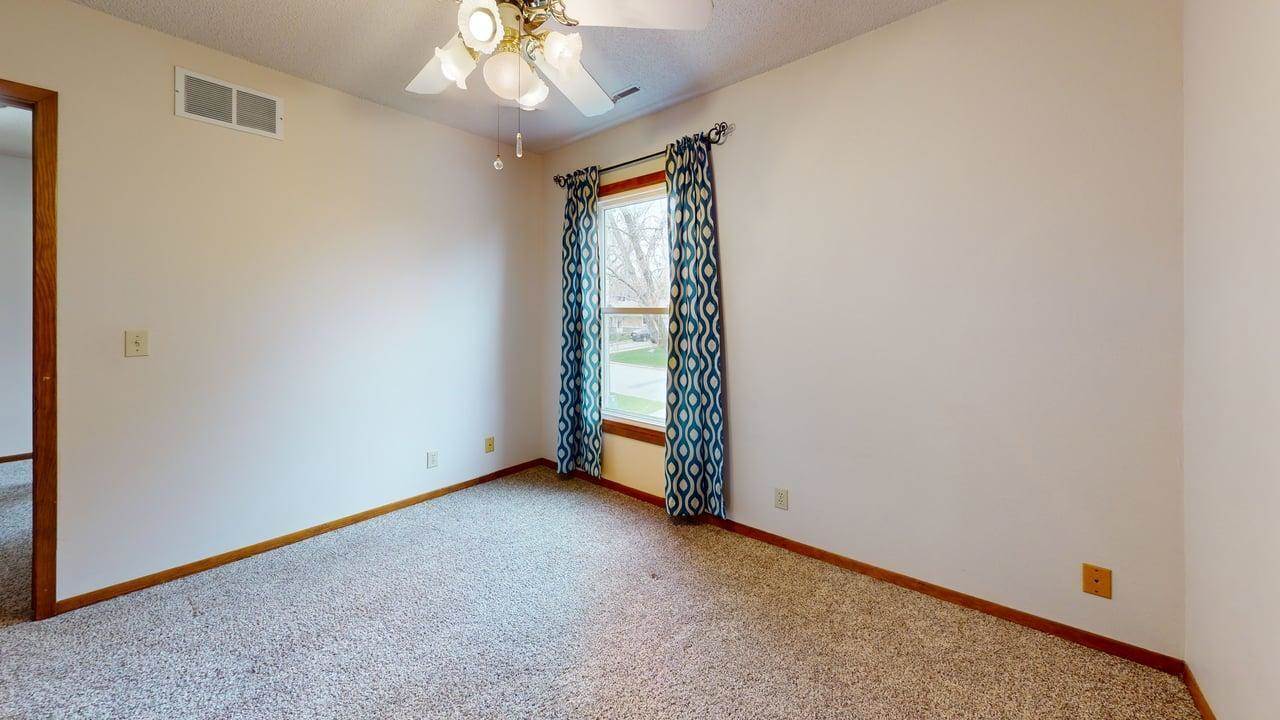 316 Ken Maril Road, Ames, IA 50010