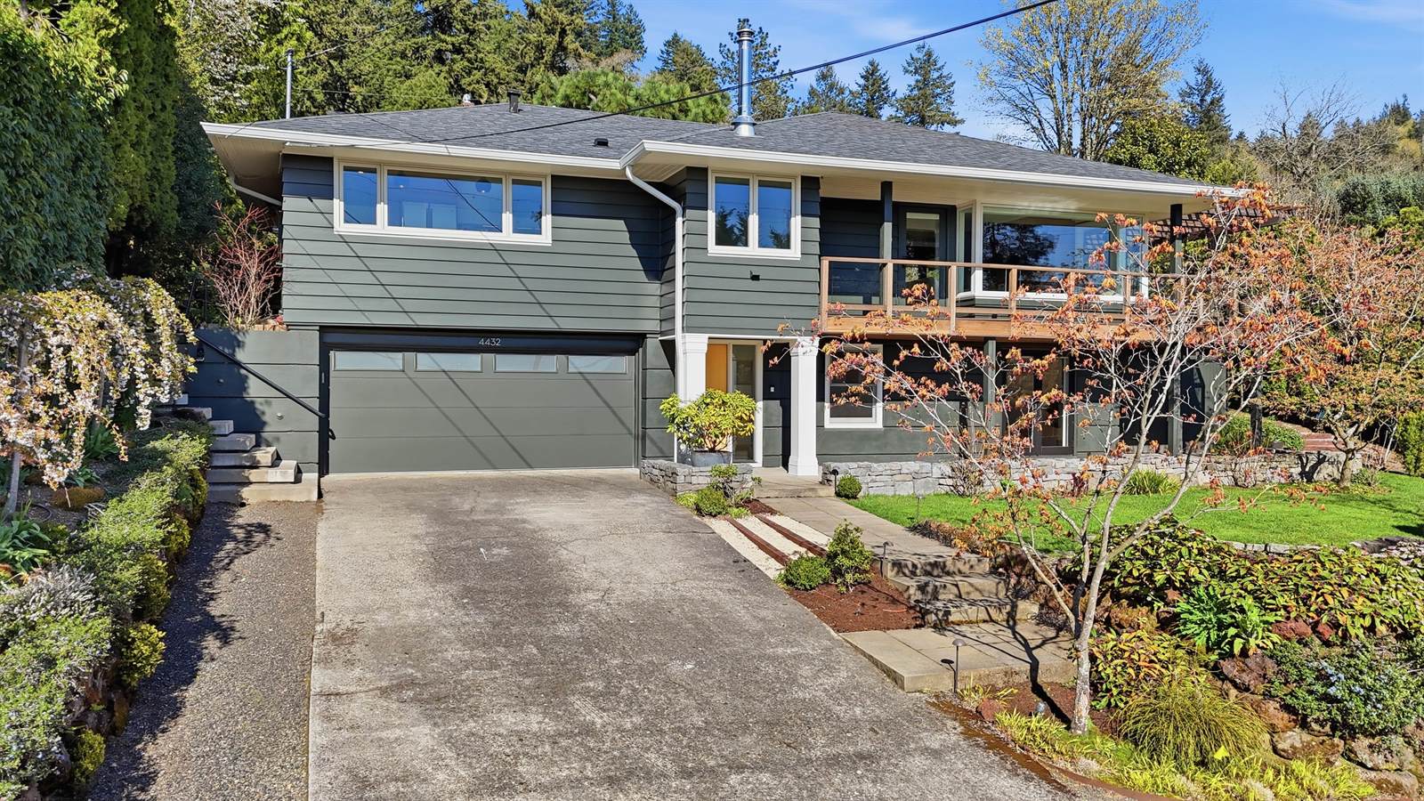 4432 SW Twombly Ave, Portland, OR 97239