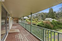 16016 South Forsythe Rd, Oregon City, OR 97045