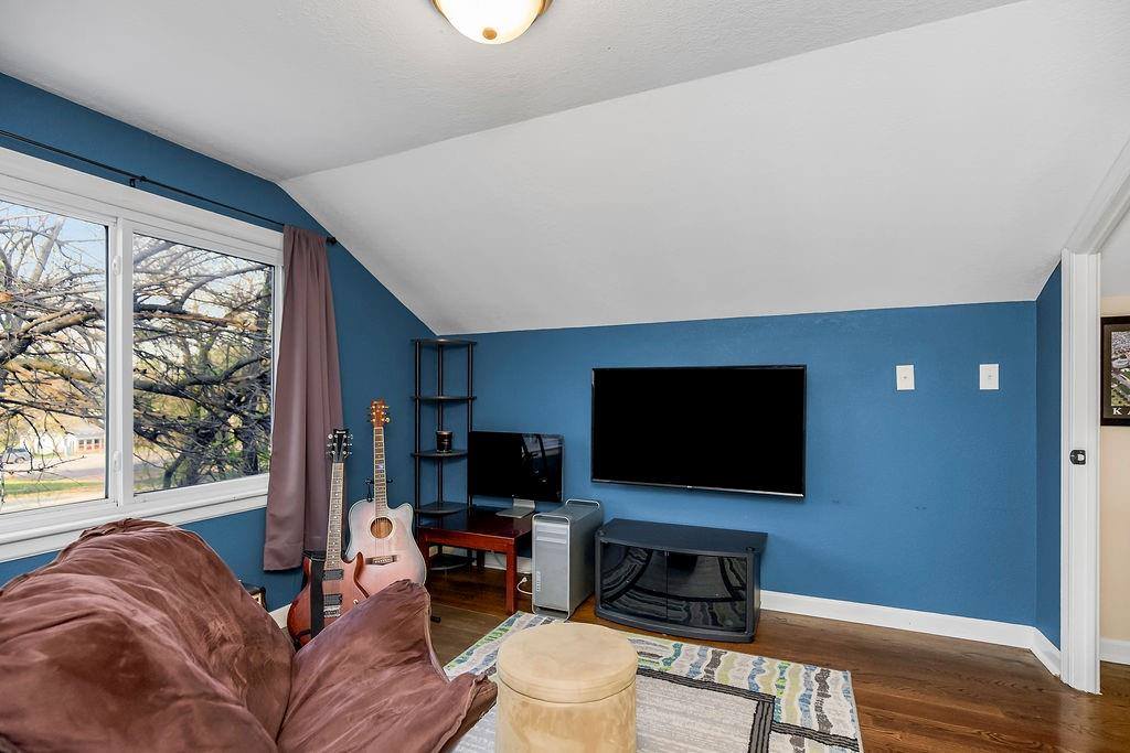 7522 Hardy Street, Overland Park, KS 66204