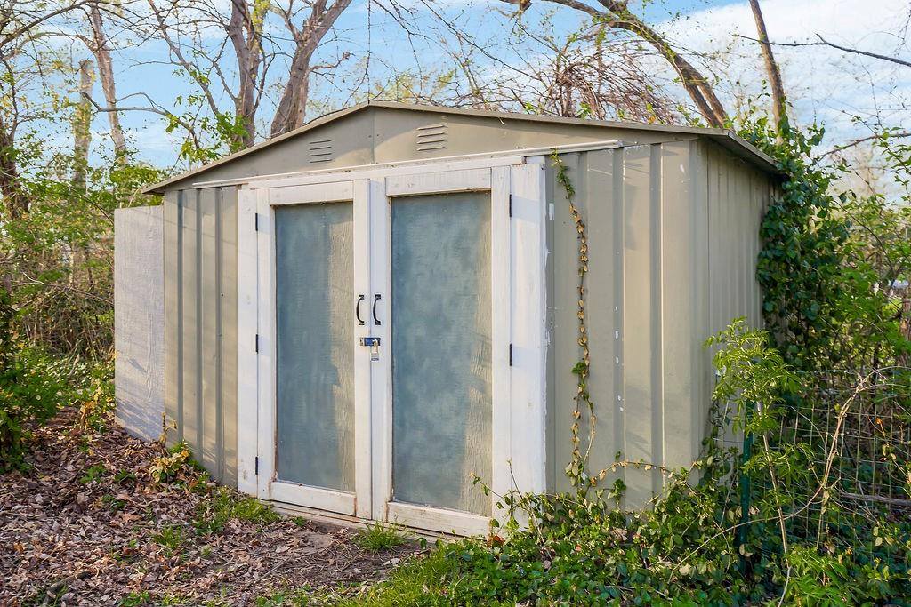 7522 Hardy Street, Overland Park, KS 66204