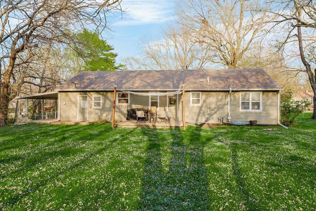 7522 Hardy Street, Overland Park, KS 66204