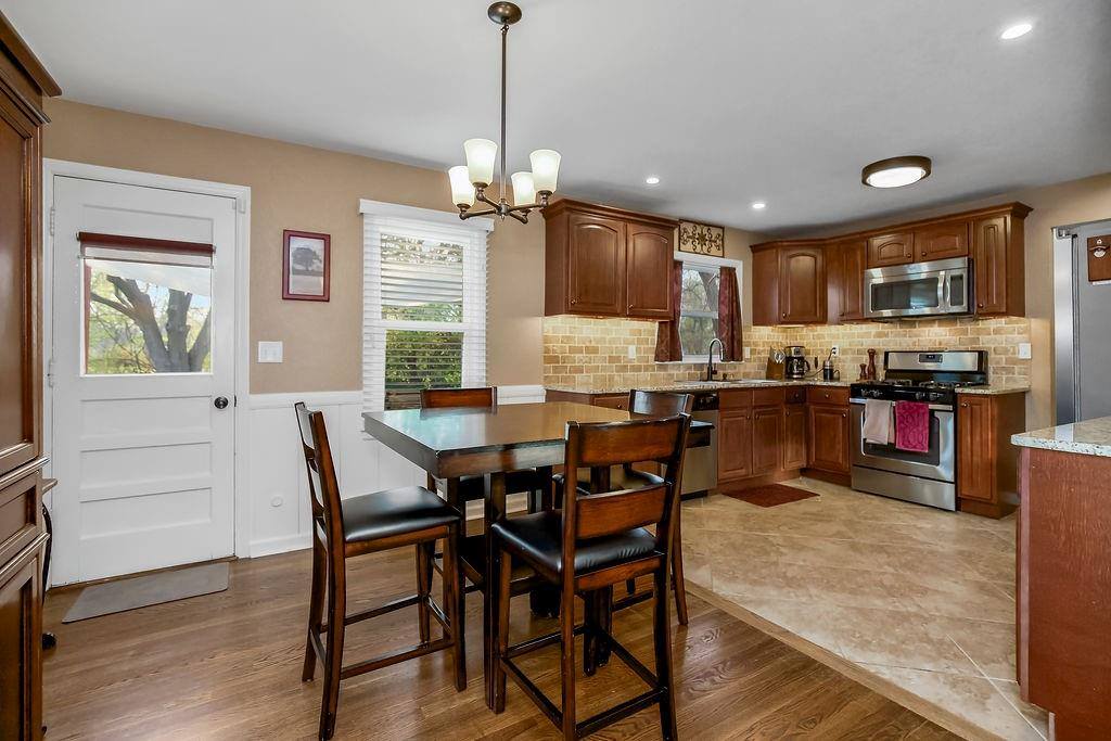 7522 Hardy Street, Overland Park, KS 66204