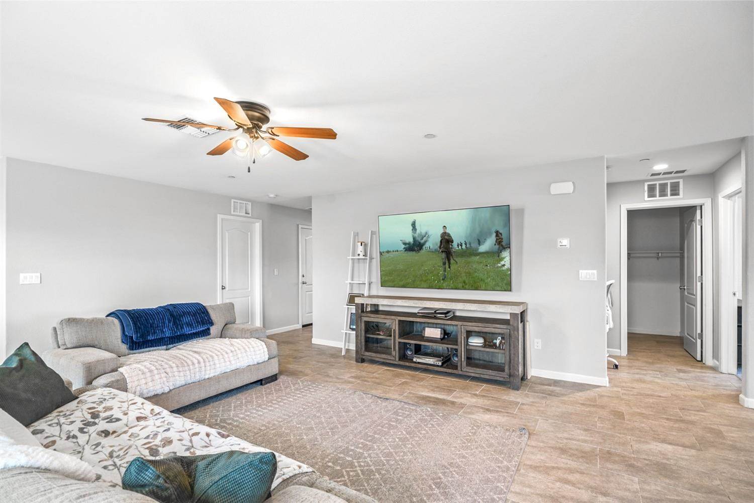 1393 Meadow Ranch Street, Plumas Lake, CA 95961