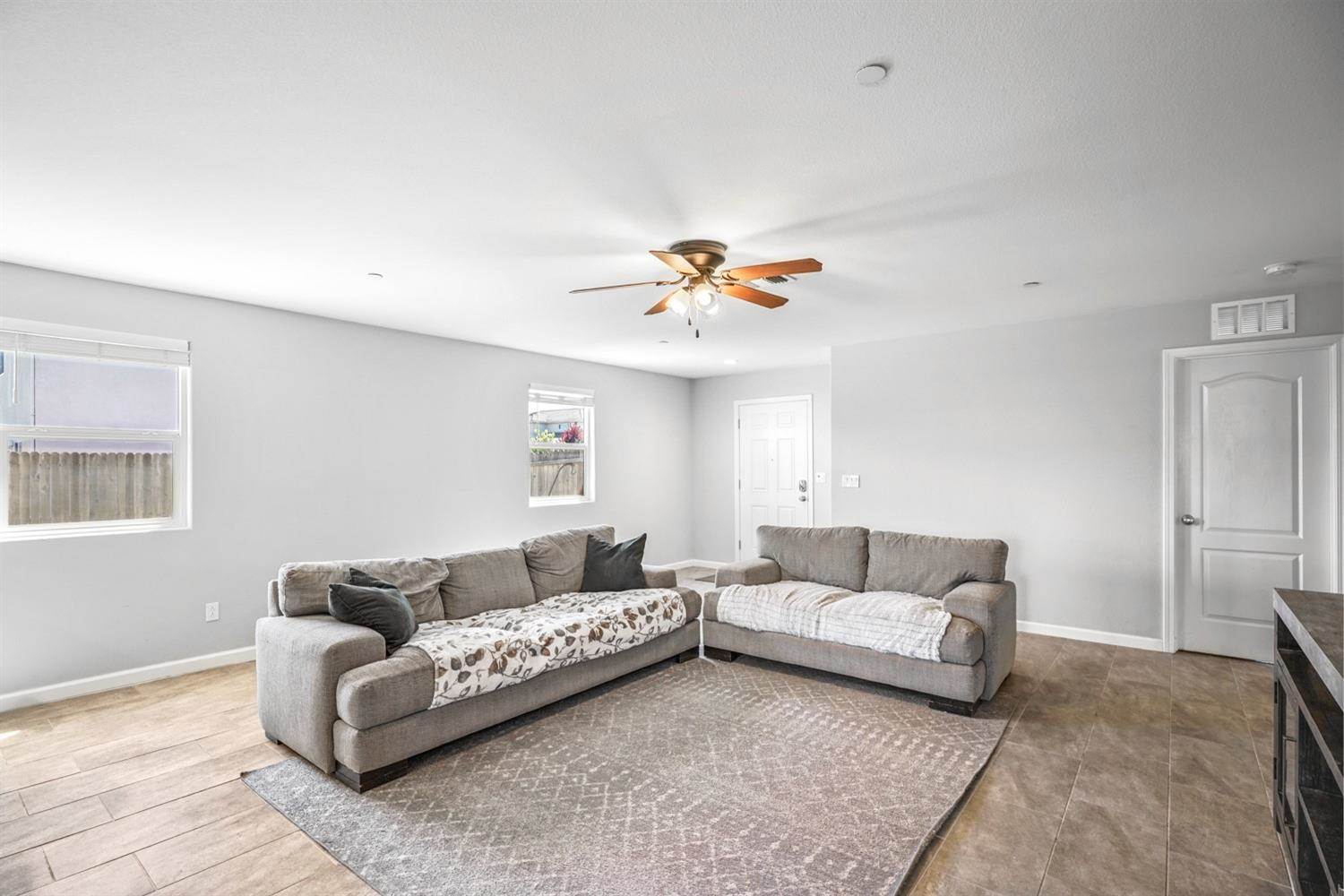 1393 Meadow Ranch Street, Plumas Lake, CA 95961