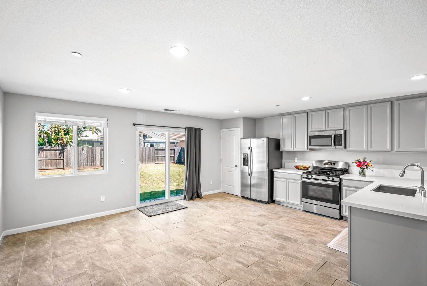 1393 Meadow Ranch Street, Plumas Lake, CA 95961