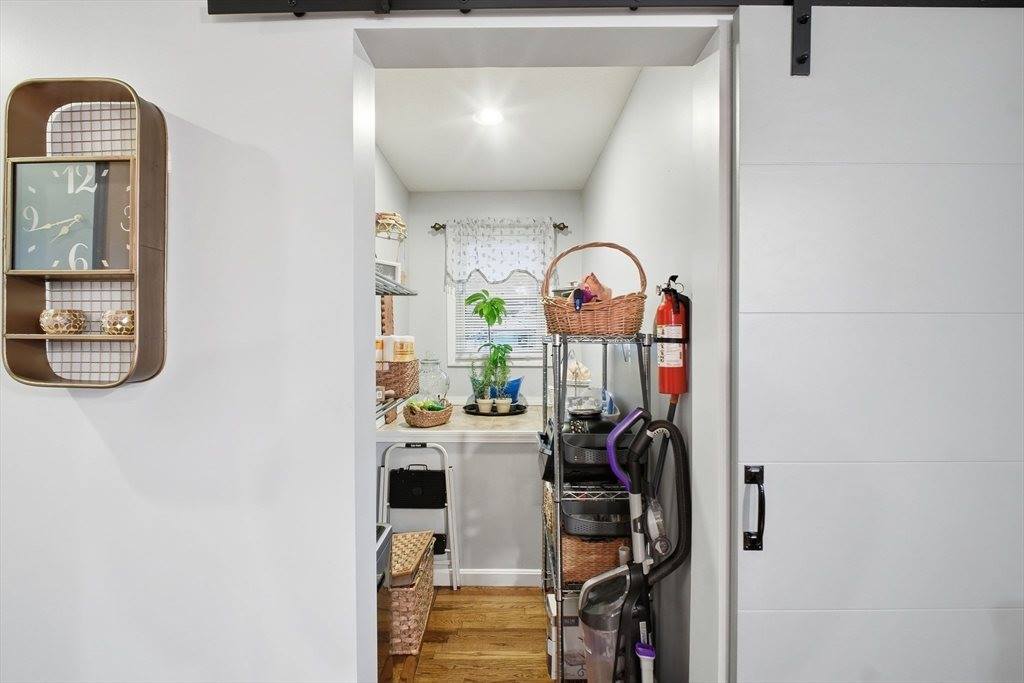 70 Norman St, Springfield, MA 01104